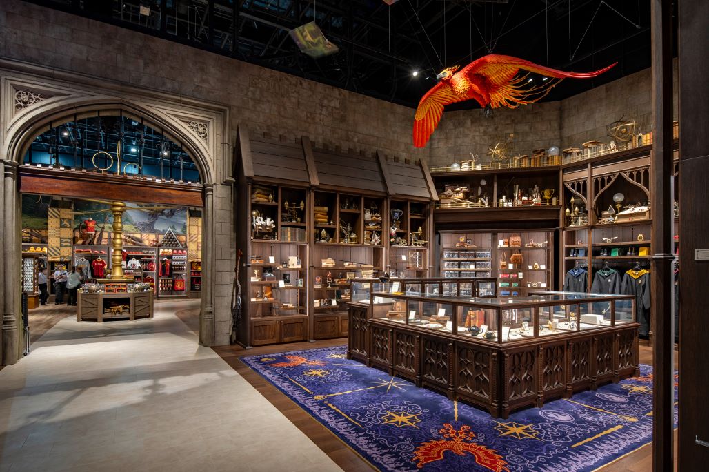 Warner Bros Studio Tour Tokyo - The Making of Harry Potter main shop collectables