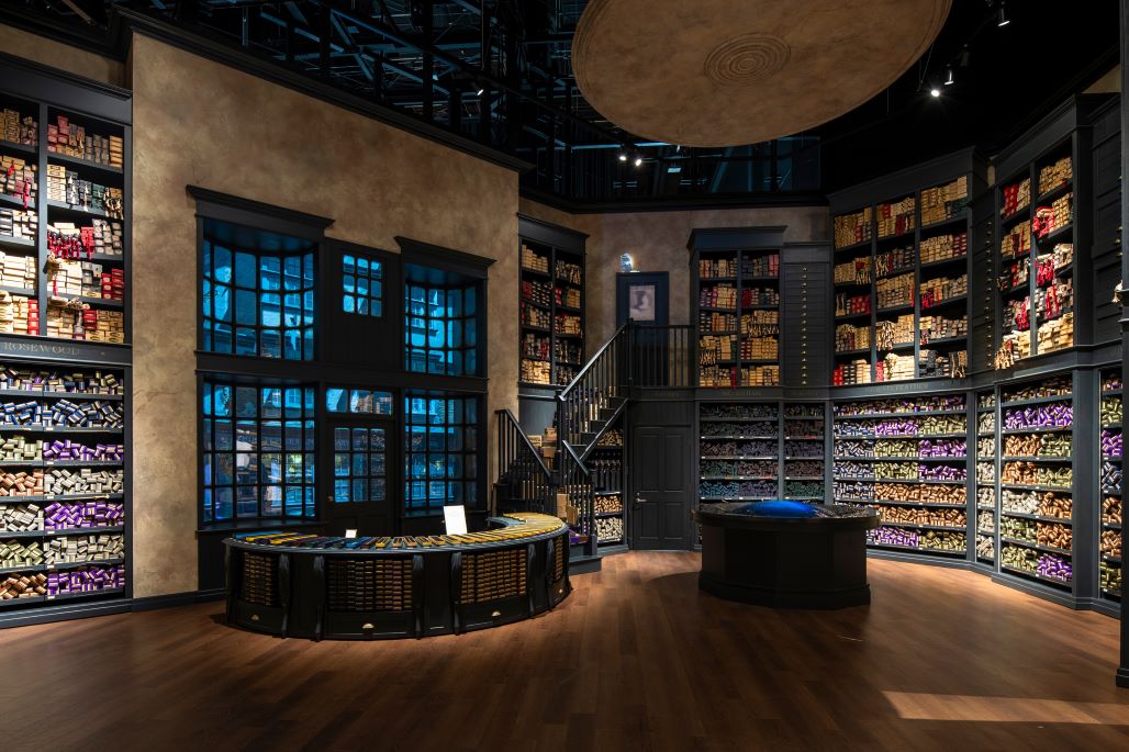 Warner Bros Studio Tour Tokyo - The Making of Harry Potter main shop, wands