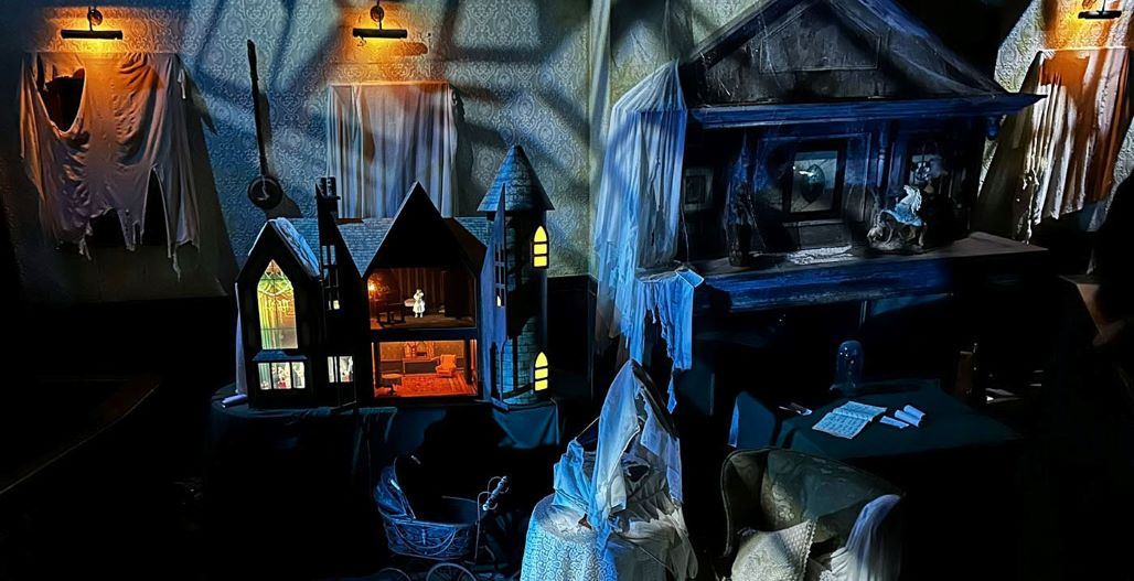 The Curse at Alton Manor -The Play Room PreShow