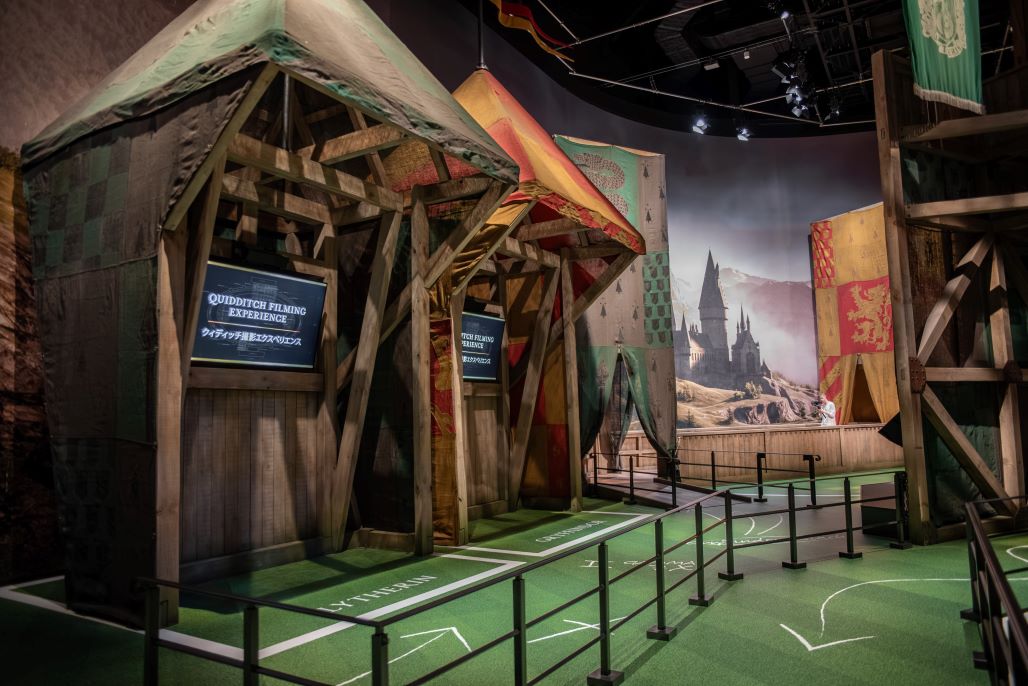 Warner Bros Studio tour Tokyo - quidditch filming experience