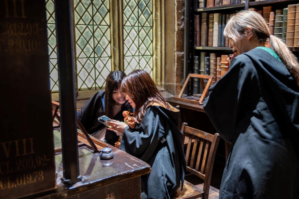 Warner Bros Studio tour Tokyo - students in bookshop
