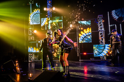 Freakshow angle grinder performer