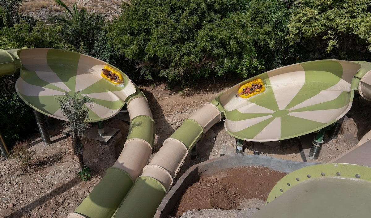 Saifa: The Ultimate Dueling RocketBLAST Water Coaster